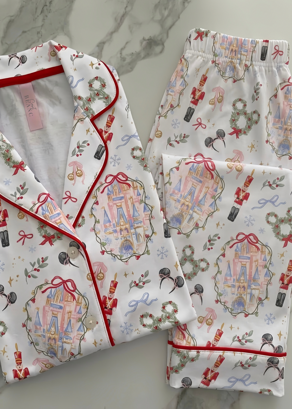 Pijama Christmas village borde rojo